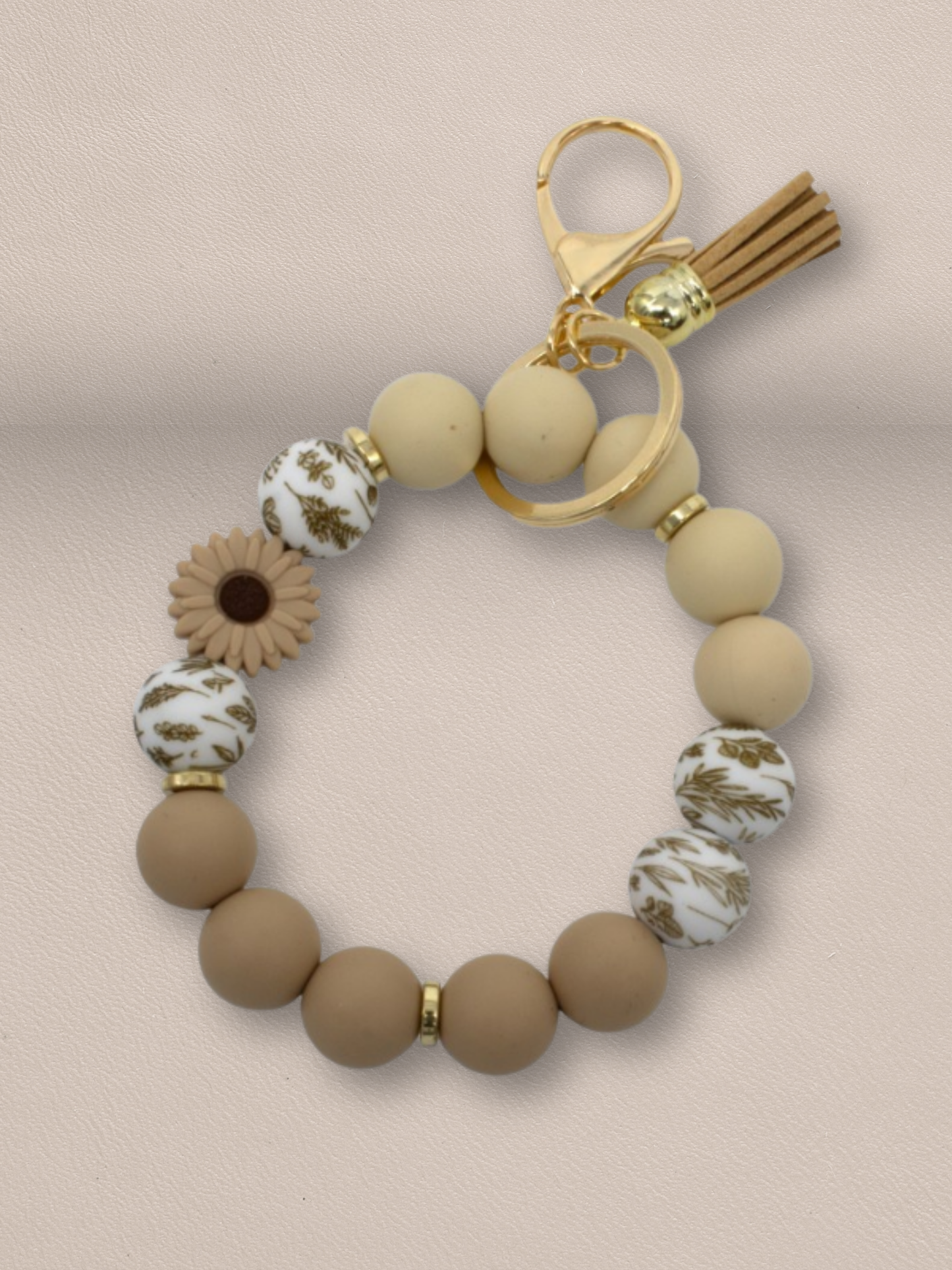 Beaded Daisy Flower Bracelet Keychain