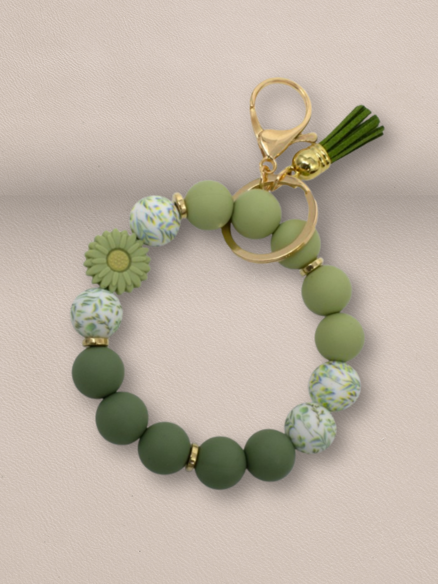 Beaded Daisy Flower Bracelet Keychain