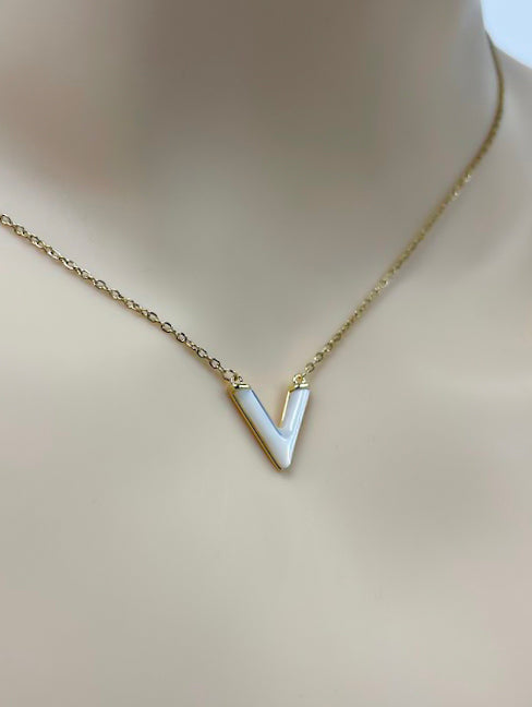 V-Shaped Mother of Pearl Pendant Necklace - 0.5"x0.5" Gold Chain, High-Quality Fashion Jewelry