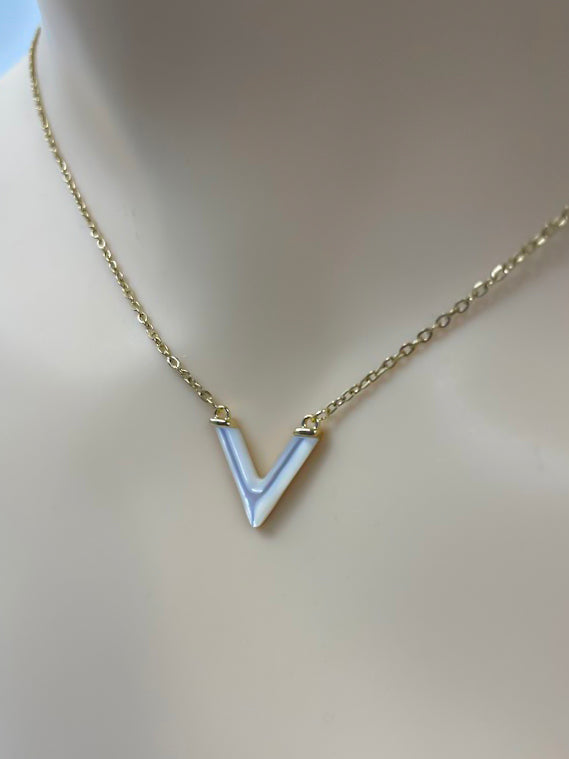 V-Shaped Mother of Pearl Pendant Necklace - 0.5"x0.5" Gold Chain, High-Quality Fashion Jewelry